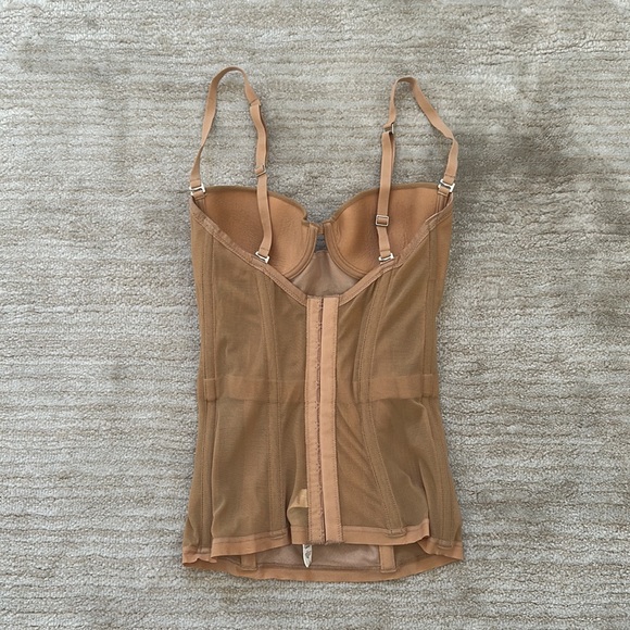 La Perla Nude Corset with Removable Straps Size 32B - Picture 4 of 8